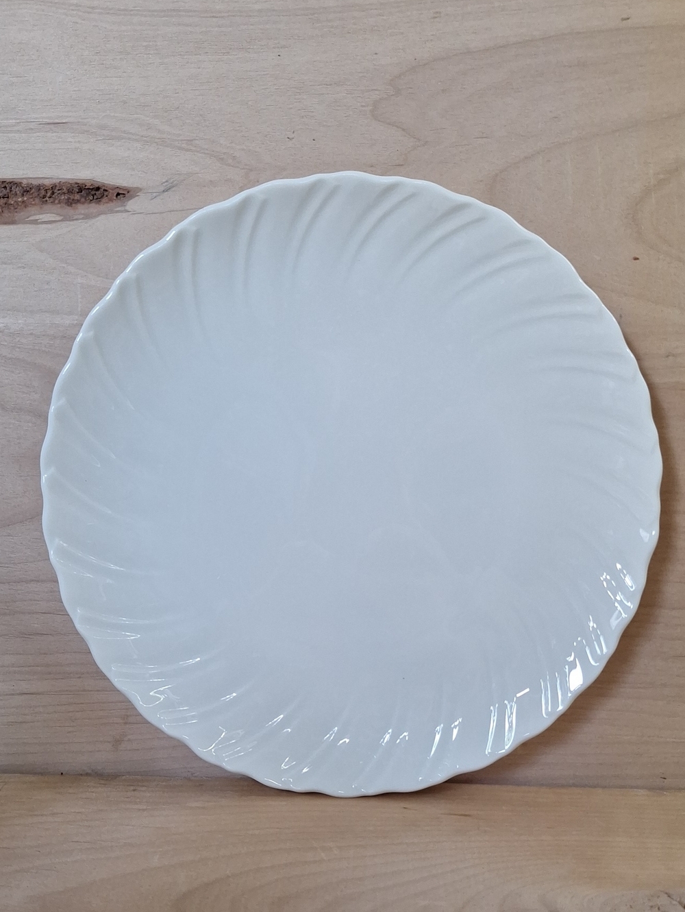 Vintage Lenox USA Sculpture swirl off-white dinner plate swirled rim